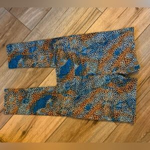 Like new LuLaRoe leggings One size 2-10 black blue orange grey design